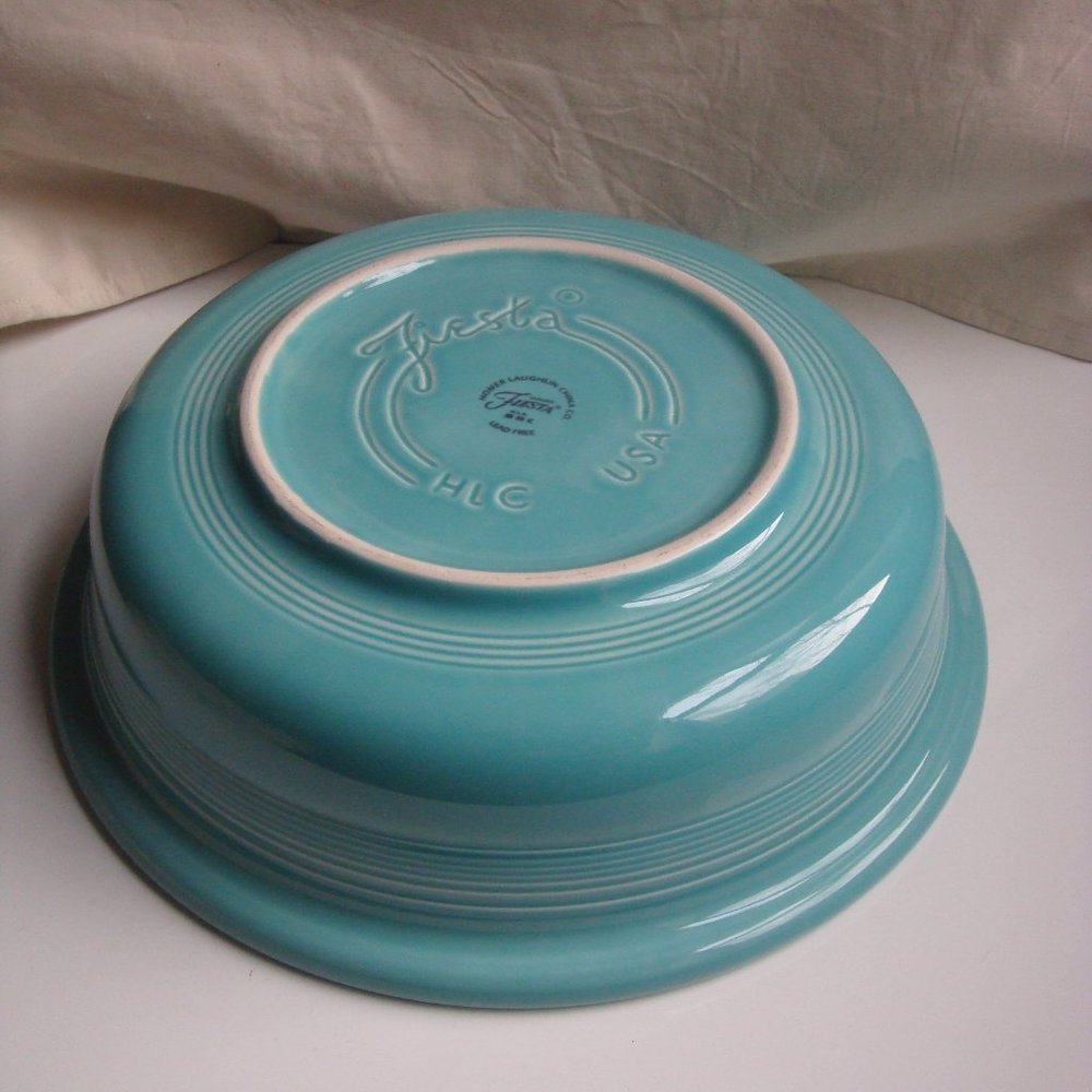 FIESTA XL Rimmed Classic Serving Bowl Turquoise - Picture 4 of 8